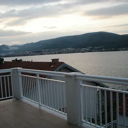 Nena - * Trogir