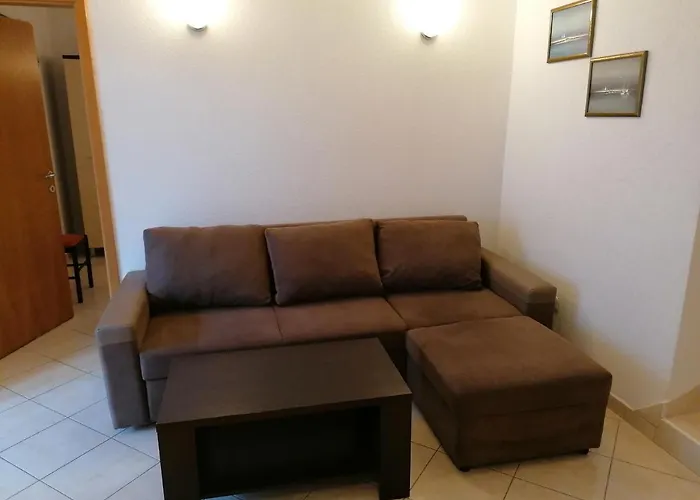 Nena -